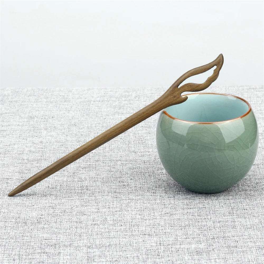 Vintage Green Sandalwood Hair Stick Chinese Style Natural Wood Hairpin Jewelry