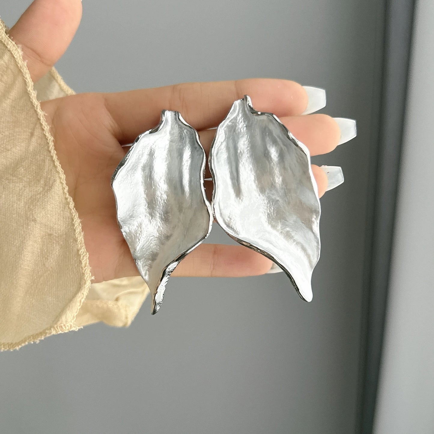 Metal White Drops Glaze Leaves Irregular Enamel Earrings for Women Stylish European and American Fashion Jewelry Gifts