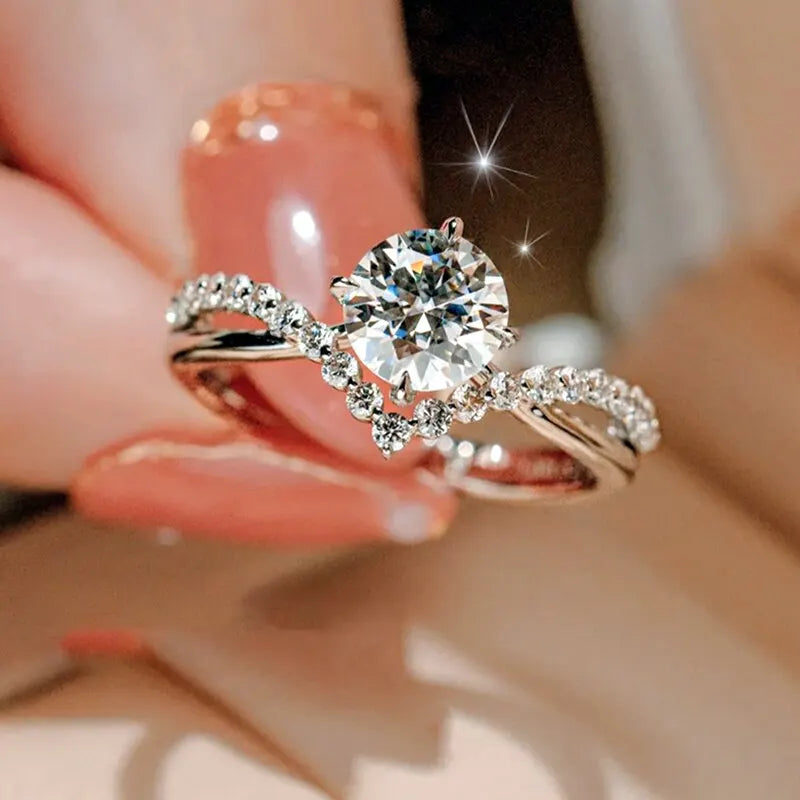 Elegant Luxury Women's Cubic Zirconia Wedding Band Ring