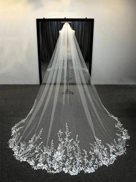 Exquisite 3-Meter Sequin Lace Bridal Cathedral Veil with Comb