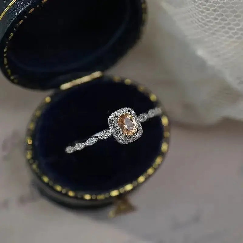 Huitan Temperament Lady Finger Rings Oval Orange Zirconia Elegant Fashion Jewelry Q661