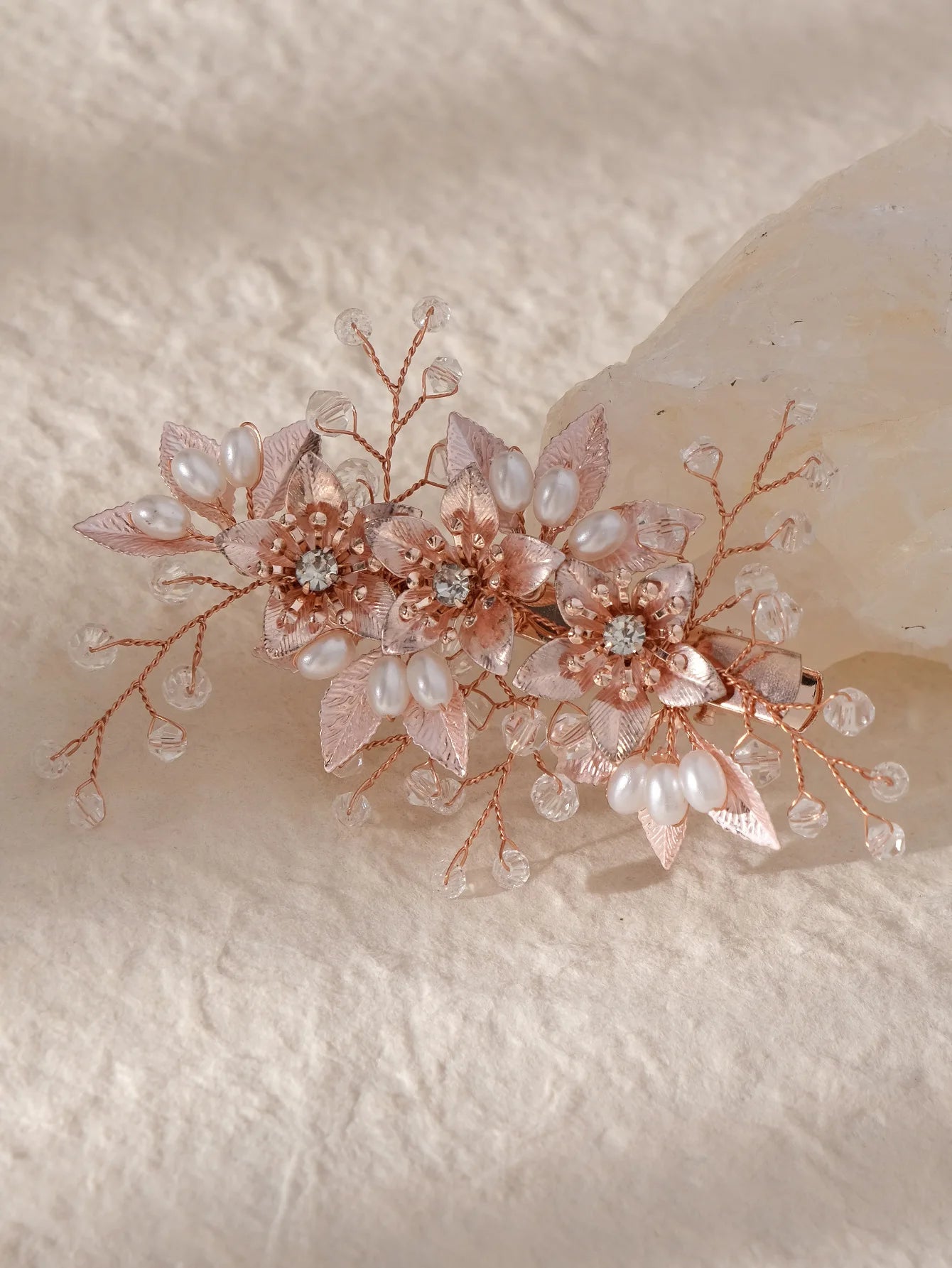 Elegant Bridal Pearl Hairpins Gold Metal Flower Hair Accessories for Women and Girls