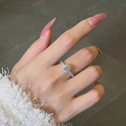 Luxury Clear CZ Heart Ring for Women in 925 Sterling Silver Fine Jewelry Perfect for Weddings and Engagements 0.5ct