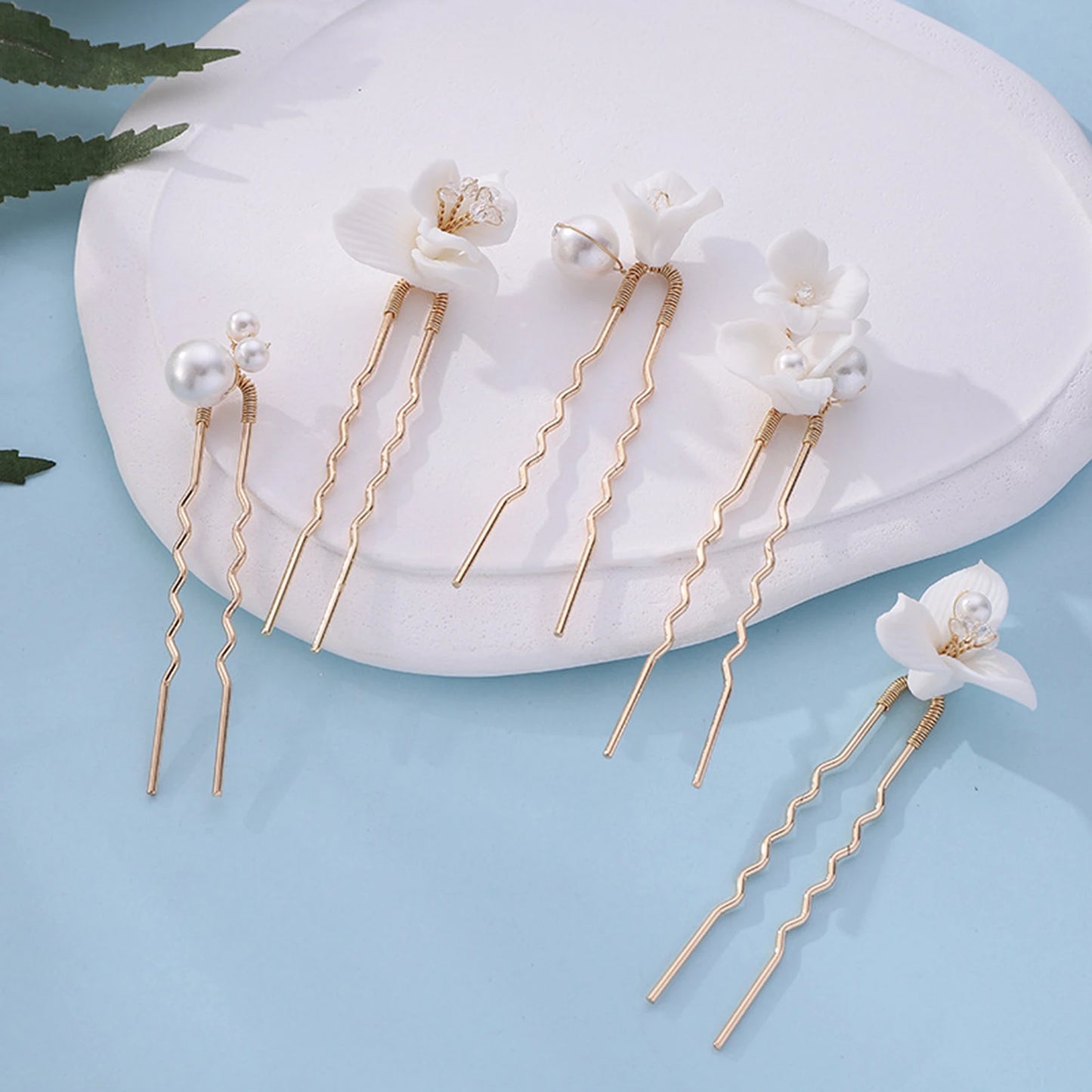 Elegant Bride U-Shaped Hair Sticks - Top-Rated Porcelain Flower Hairpins for Stunning Wedding Looks GE-1