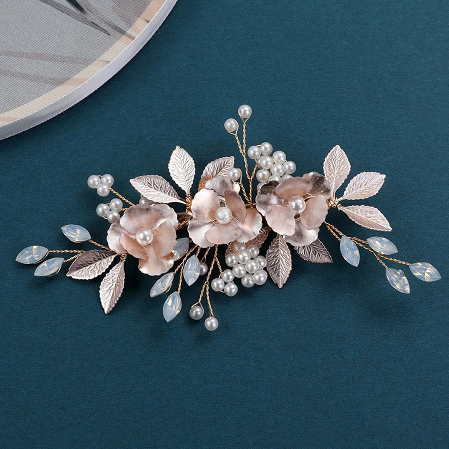 Elegant Bridal Pearl Hairpins Gold Metal Flower Hair Accessories for Women and Girls