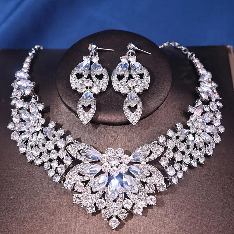 Fashionista Crystal Rhinestone Bridal Jewelry Set - Top-Rated Wedding Accessories for Women silver