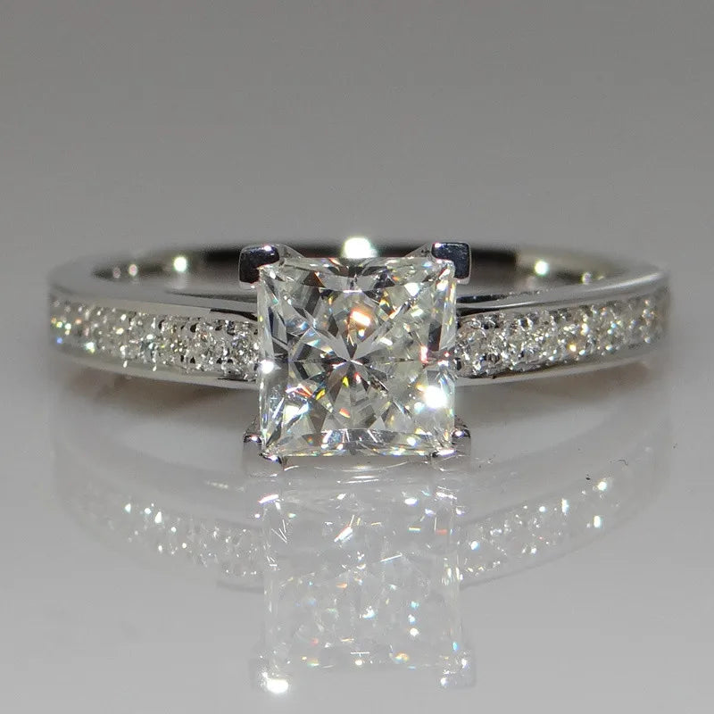 Fashion Anniversary Ring 925 Sterling Silver Moissanite Wedding Band for Women and Men