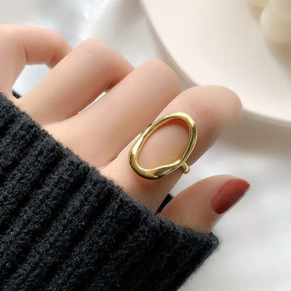 Fashionable Silver Color Irregular Oval Couple Rings with 14k Gold Plating for Men and Women