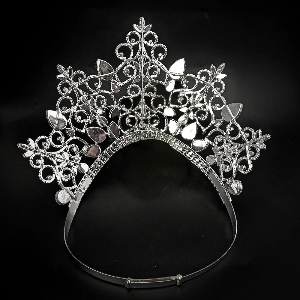 Luxurious Rhinestone Bridal Crown for Pageants and Celebrations