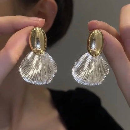Elegant Silver Ginkgo Leaf Stud Earrings for Women Fashion Jewelry Gift