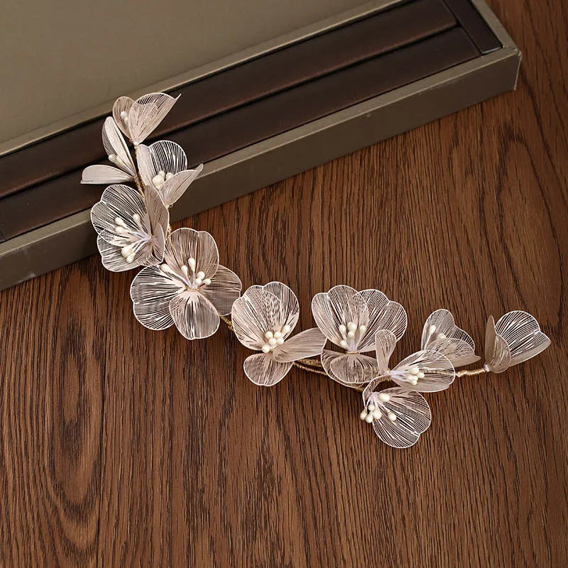 Elegant Alloy Flower Hair Combs for Bridal and Party Glamour