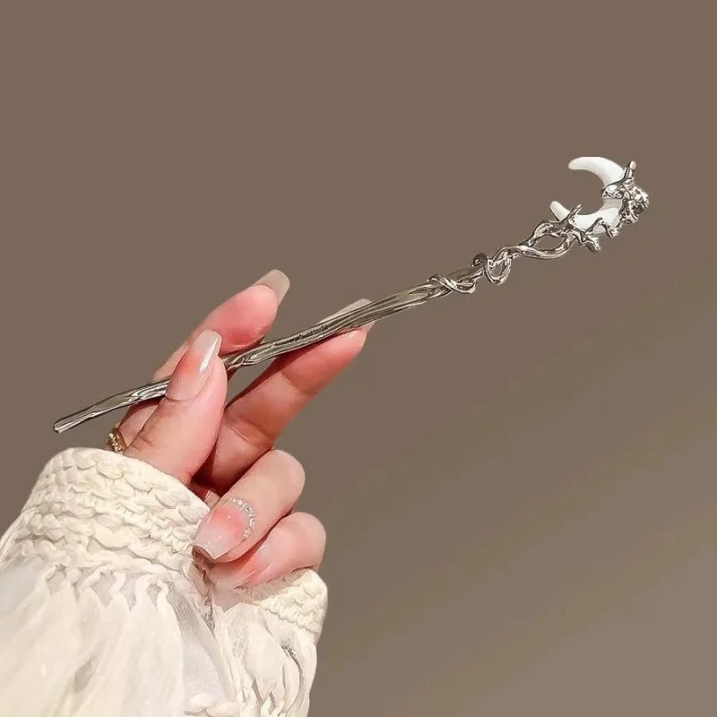Elegant Black Crystal Moon Tassel Hair Stick For Women Retro Floral Hanfu Hairpin