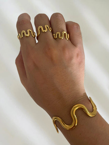 Elegant Wave Design 18K Gold Plated Stainless Steel Jewelry Set for Women