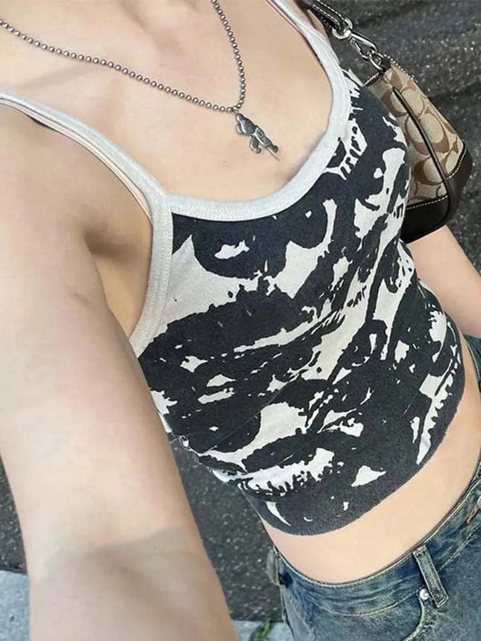 Gothic Portrait Print Tee Y2K Crop Top With White Suspenders