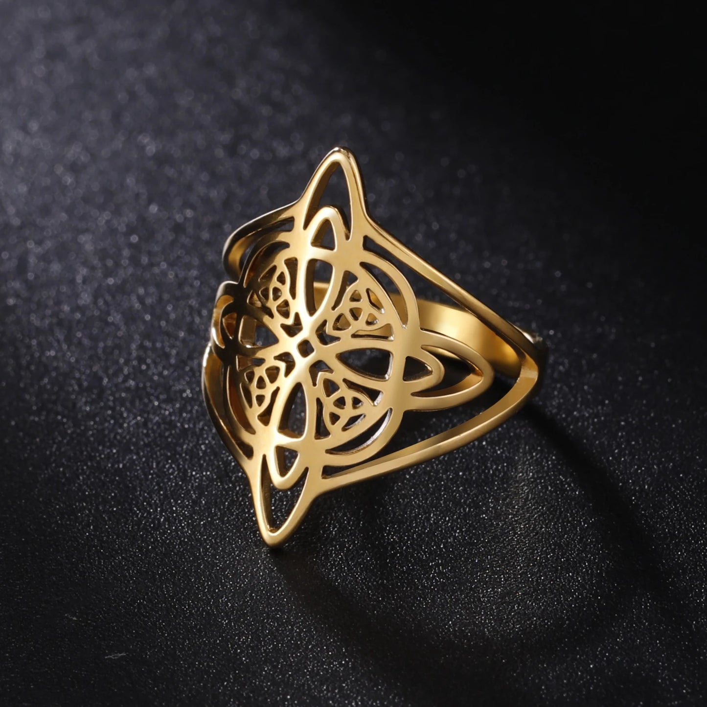 Skyrim Witchcraft Stainless Steel Witch Knot Ring Wicca Triquetra Celtic Amulet Protection Jewelry for Men and Women