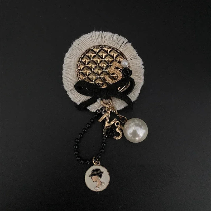 Elegant Korean Rhinestone Pearl Bow Brooches for Women Fashion Jewelry Lapel Pins