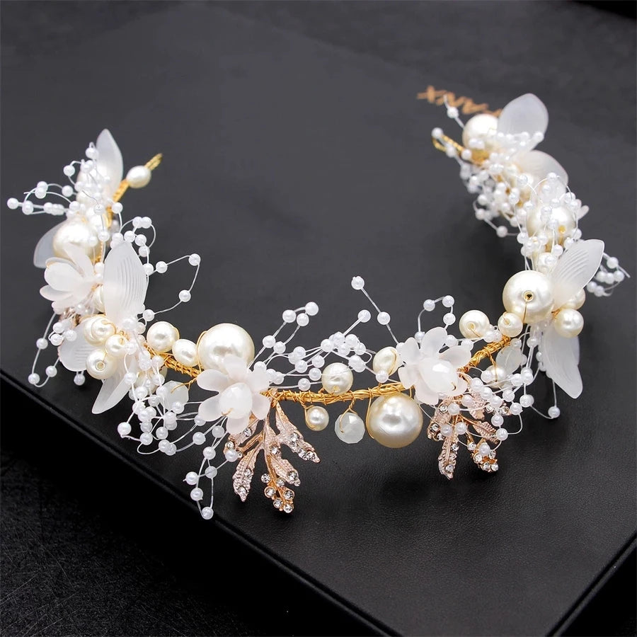 Elegant Bohemian Pearl Floral Headband for Romantic Beach Weddings