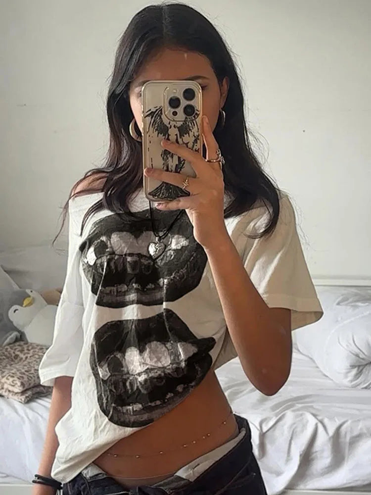 Bold Lip Print T Shirt for Women Loose Fit American Street