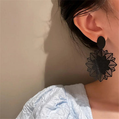 Vintage Gothic Black Flower Butterfly Earrings for Women - Exaggerated Geometric Heart Wing Party Jewelry
