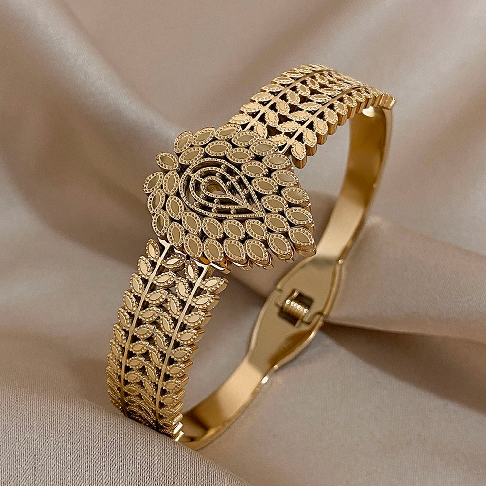 Vintage Stainless Steel Teardrop Leaf Cuff Bracelet for Women and Men