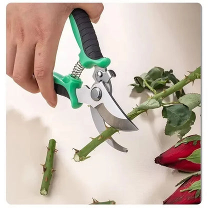 Garden Pruning Shears: Multifunctional Pruner with Durable Blade green