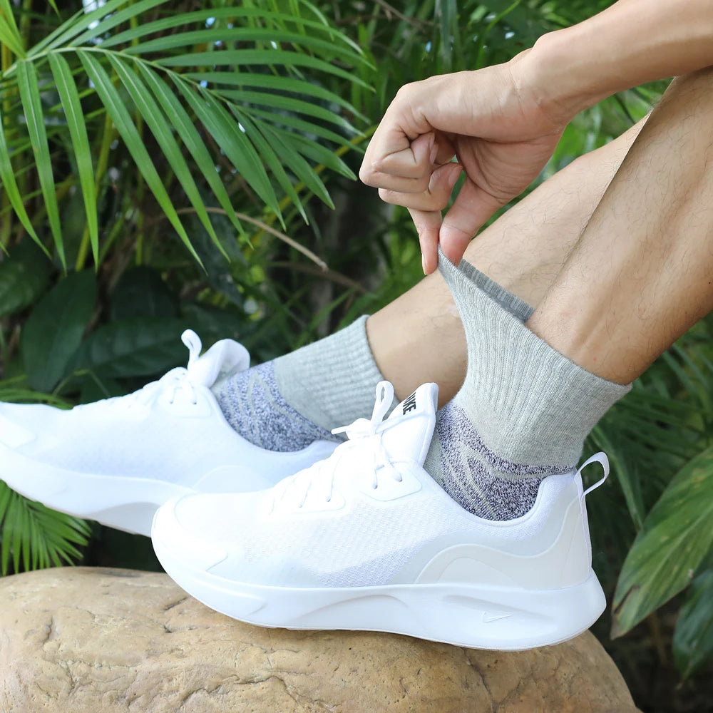 3 Pairs Unisex Thick Sole Moisture Wicking Running Socks