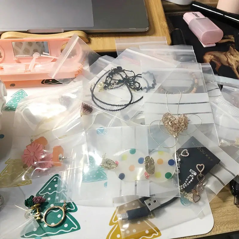 100 Pieces Clear Plastic Zip Bags Thick Strong Poly Baggies Resealable Zipper Storage 100PCS