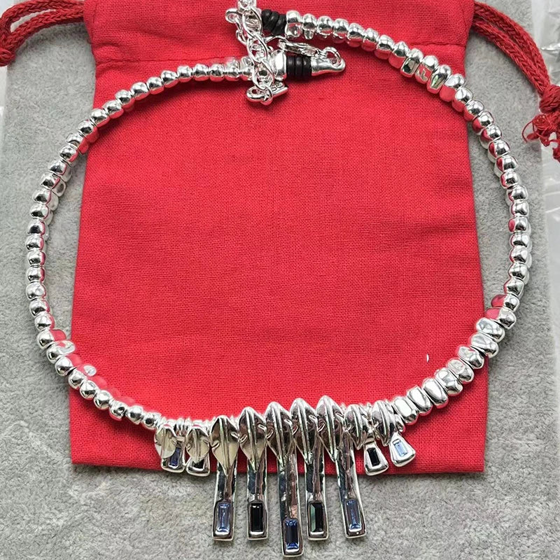 Elegant Spanish Luxury Necklace for Women - Lightweight Fashion Jewelry for Parties and Exquisite Gifts