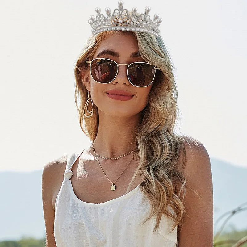 Elegant Silver Crystal Bridal Pearl Tiara Crown for Women