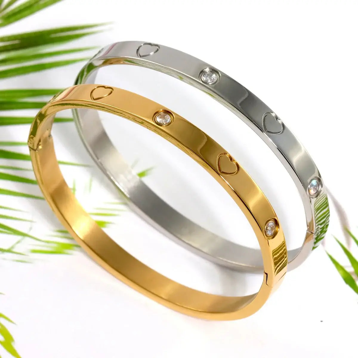 New Waterproof Cubic Zirconia Heart Flower Bangles Jewelry for Women