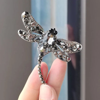 Elegant Dragonfly Brooch for Women - Chic Corsage Pin for Suit and Party Wear