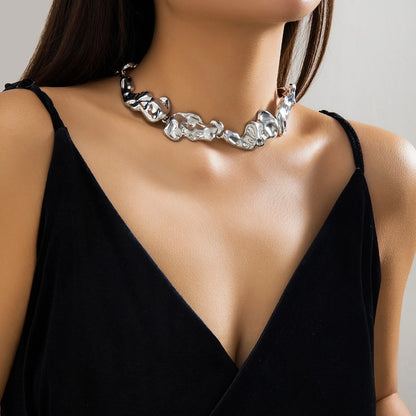 Lacteo Bold Irregular Metal Chain Collar Necklace for Women Fashionable Heavy Metal Choker Jewelry