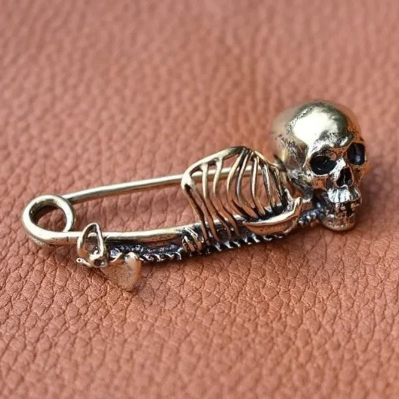 Punk Style Retro Skull Brooches for Men and Women - Gothic Halloween Clothing Accessories