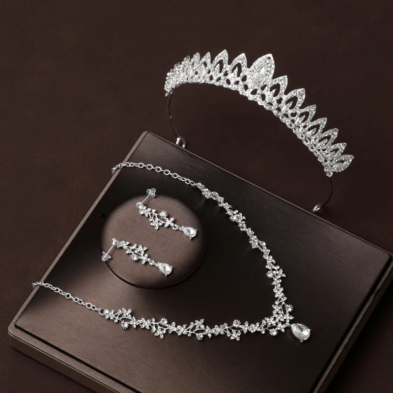 Itacazzo Gold Bridal Headwear Set with Crown, Necklace, and Earrings for Women
