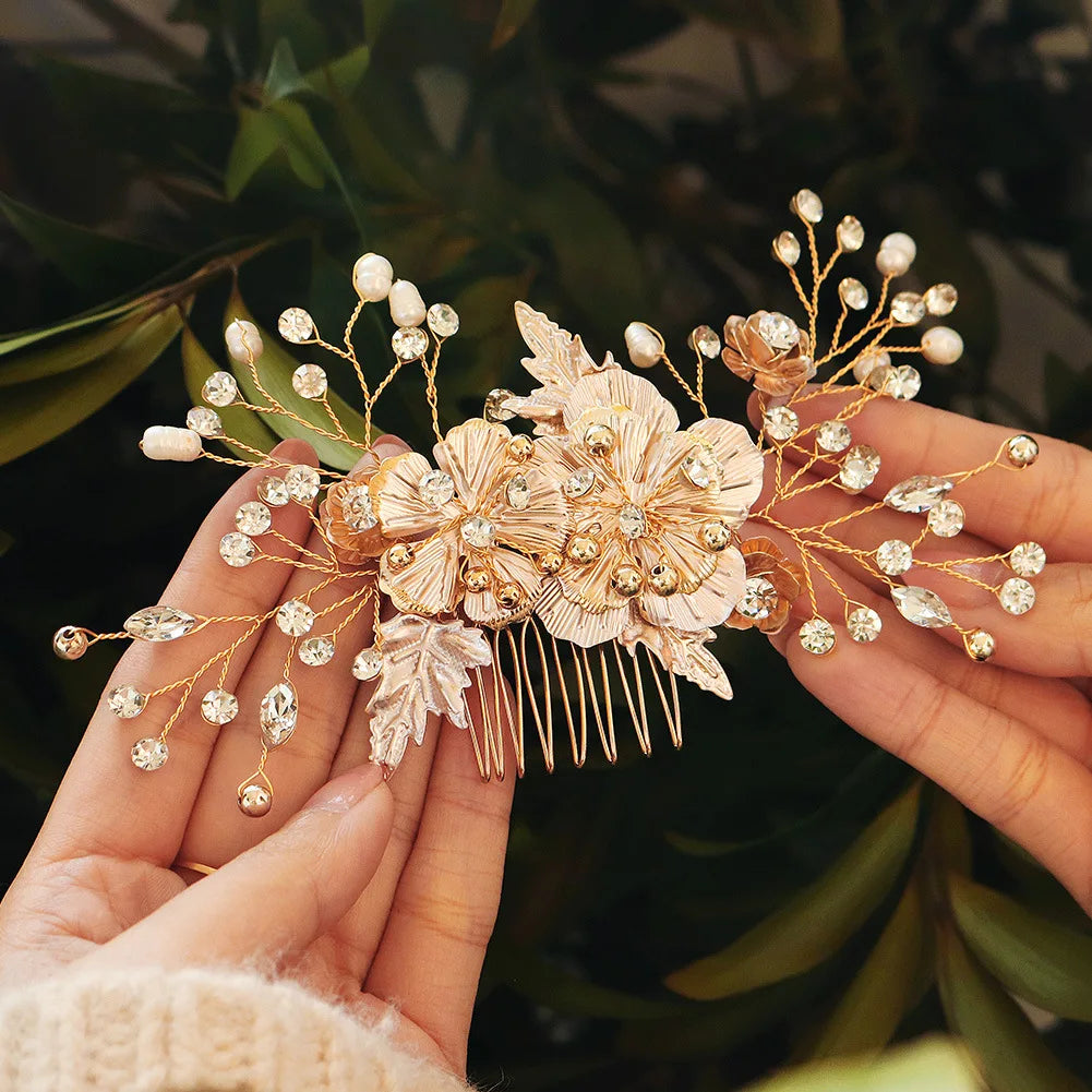 Elegant Alloy Flower Hair Combs for Bridal and Party Glamour