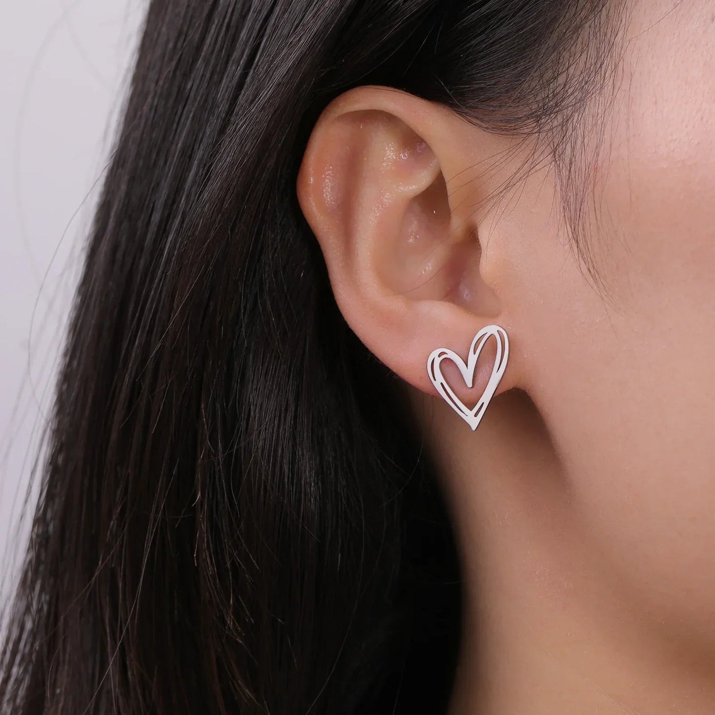 Skyrim Kpop Heart Stud Earrings for Women and Girls Stainless Steel Fashion Aesthetic Jewelry Valentine's Day Gift