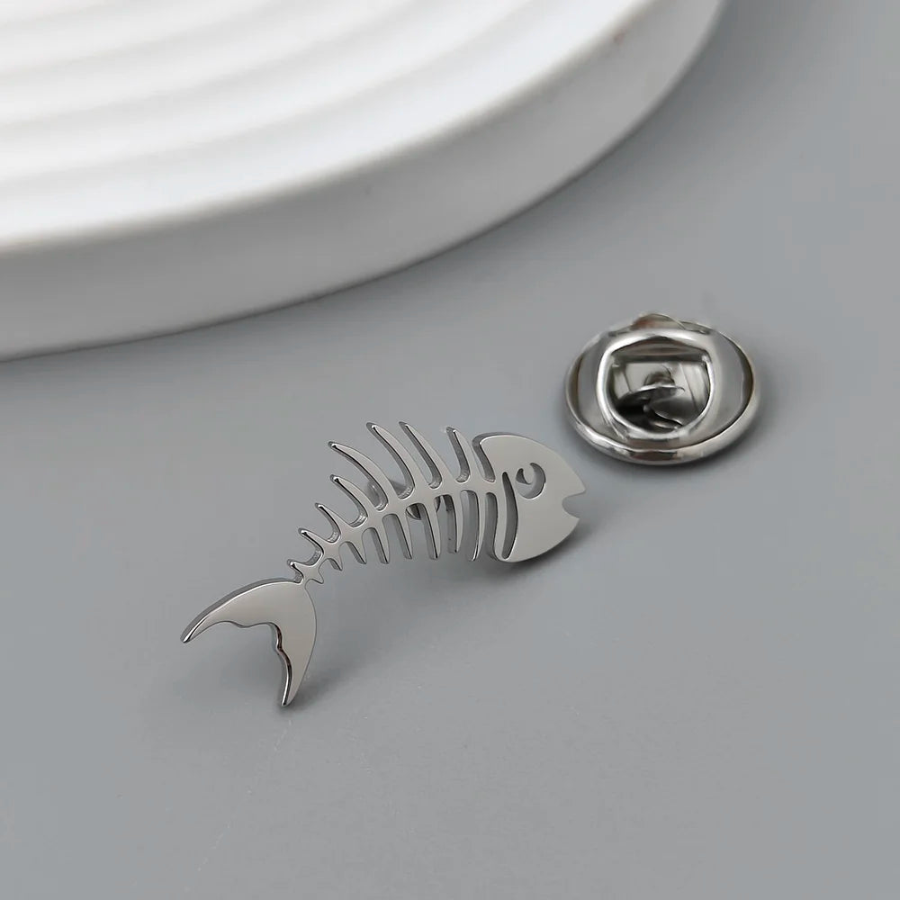 Gold-Plated Fish Bone Brooch Set for Men - Stylish Lapel Pin and Collar Accessory