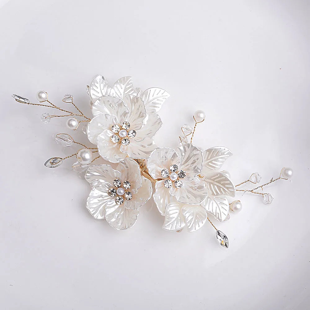 Elegant Korean Style Handmade Bridal Hair Clip – White Petal Flower Headpiece for Wedding