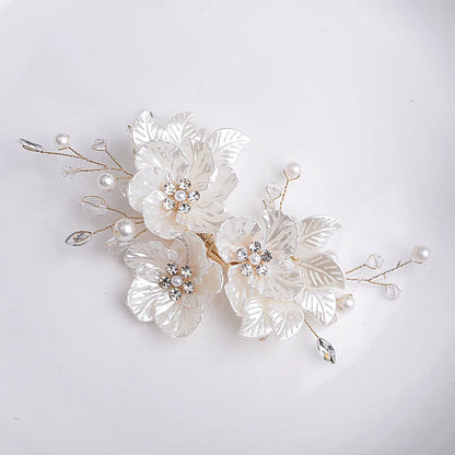 Elegant Korean Style Handmade Bridal Hair Clip – White Petal Flower Headpiece for Wedding