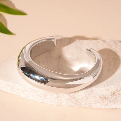 Chic Irregular Cuff Bracelets for Women in Glossy Gold and Silver - Fashion Statement Bangle Jewelry
