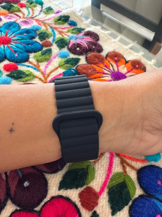 Liquid Silicone Magnetic Bands For Apple Watch Ultra 2
