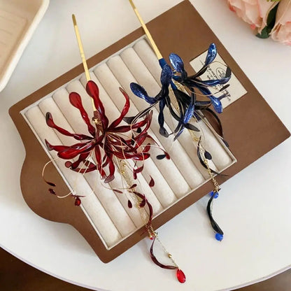 Exquisite Vintage Style Spider Lily Hair Sticks With Elegant Dripping Oil Tassels