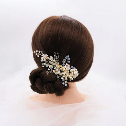 Vintage Golden Floral Hairpin With Frosted Crystal Pearls For Bridal Elegance