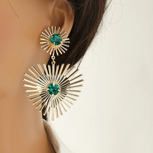 Elegant Emerald Green Heart Drop Earrings With Rhinestone Accents