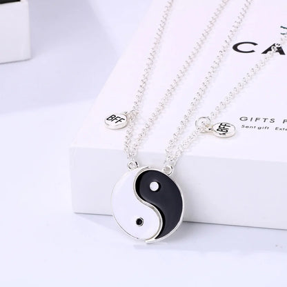 Best Friend Taichi Magnetic Pendant Necklaces Set for Couples and Friends