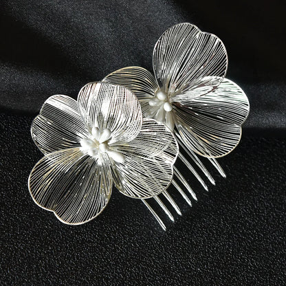 Elegant Alloy Flower Hair Combs for Bridal and Party Glamour