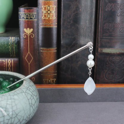 Fashion Metal Chinese Hair Stick with Butterfly Crystal Accent for Women in Silver and Gold - Elegant Hair Jewelry Accessory Gift