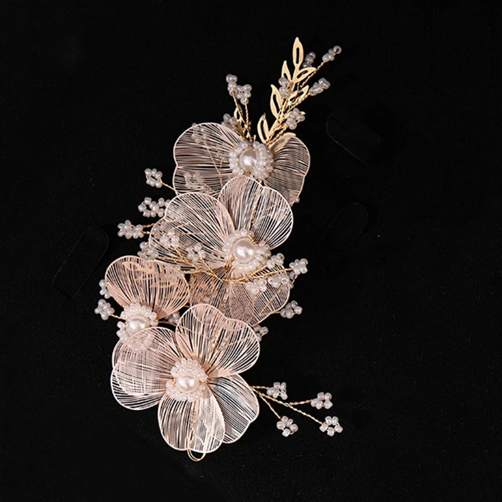 Elegant Alloy Flower Hair Combs for Bridal and Party Glamour