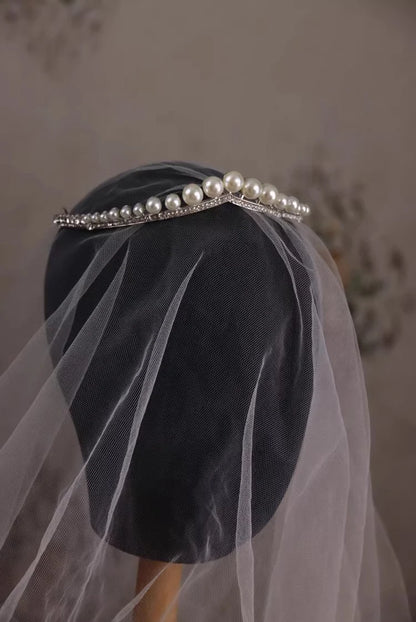Elegant Pearl Bridal Tiara for Weddings and Engagements