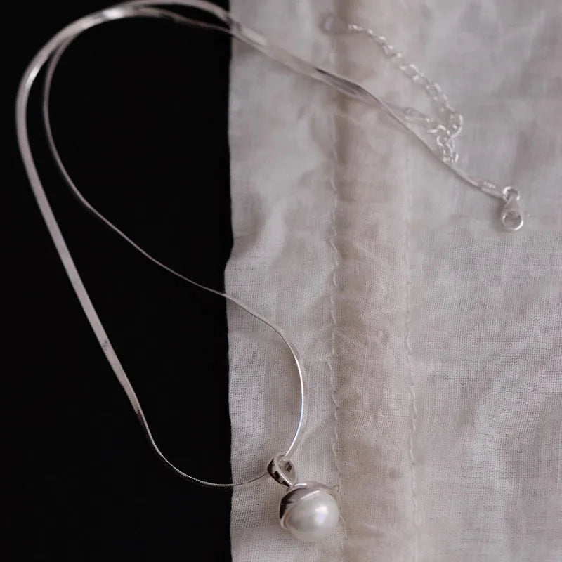 Ventfille 925 Sterling Silver Zircon Necklace Elegant Korean Geometry Design